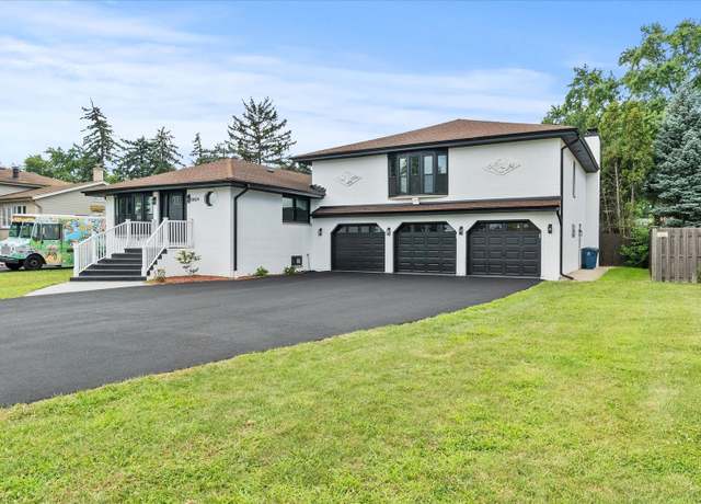 Property at 0S424 S Cadwell Ave, Elmhurst, IL 60126, 4 beds, 3 baths