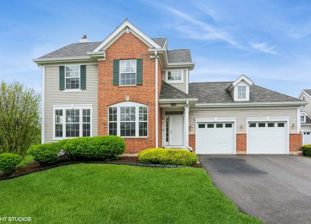 Property at 1754 Landreth Ct, Aurora, IL 60504, 3 beds, 2.5 baths
