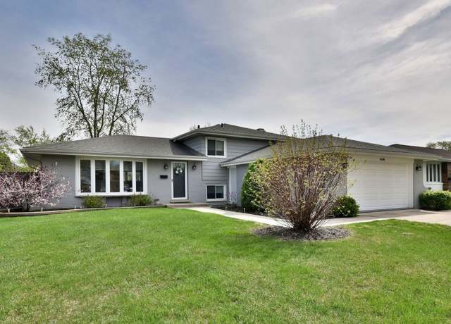 Property at 1509 Shelley Ct, Darien, IL 60561, 3 beds, 2 baths