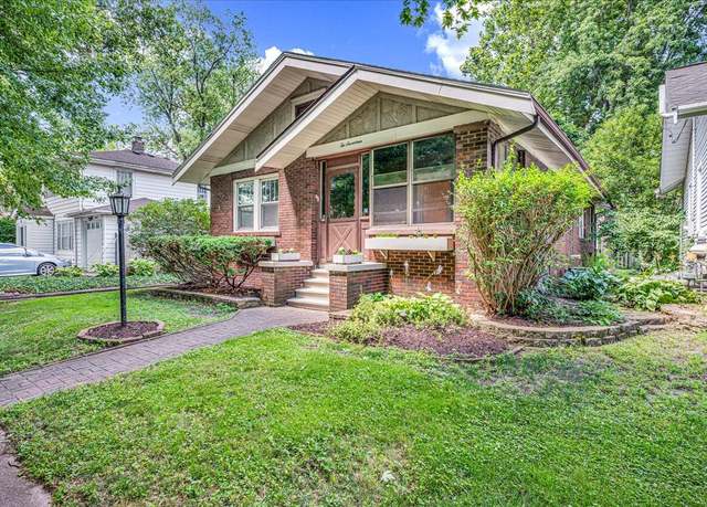 Property at 217 S Florence Ave, Bloomington, IL 61701, 2 beds, 2 baths