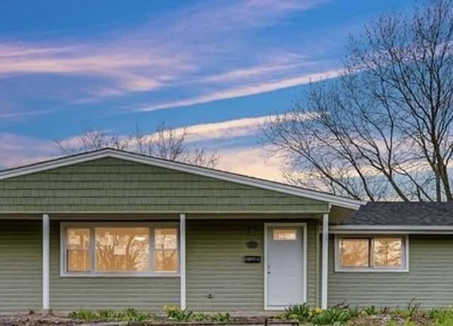 Property at 18010 Anthony Ave, Country Club Hills, IL 60478, 4 beds, 1.5 baths