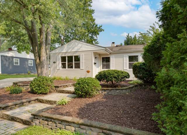 Property at 1684 Poplar Ave, Hanover Park, IL 60133, 5 beds, 2 baths