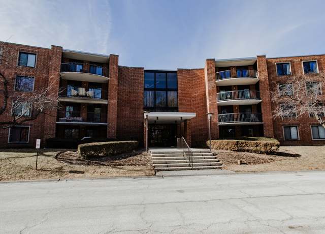 Property at 1615 E Central Rd Unit 218C, Arlington Heights, IL 60005, 2 beds, 2 baths