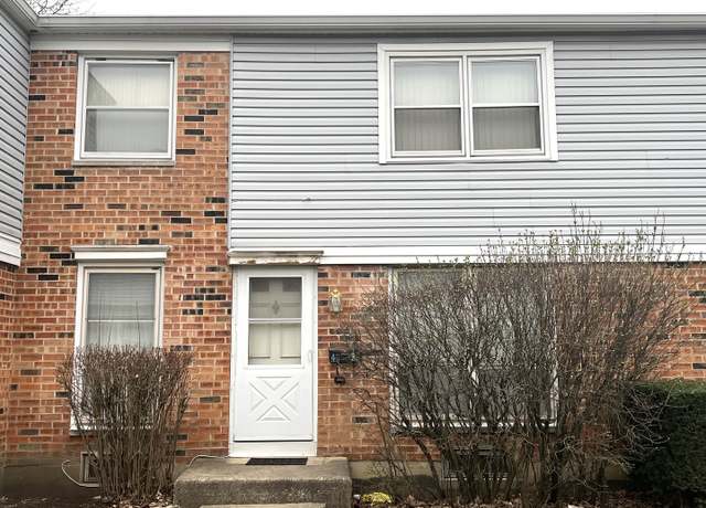 Property at 4092 Quincy Ct, Streamwood, IL 60107, 3 beds, 1.5 baths