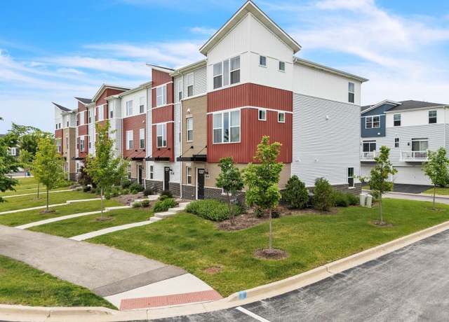 Property at 4138 Irving Rd, Aurora, IL 60504, 3 beds, 2.5 baths
