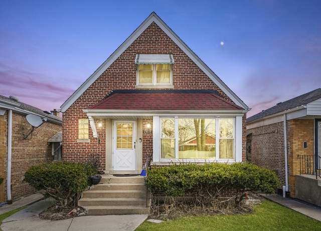 Property at 7925 S Francisco Ave, Chicago, IL 60652, 4 beds, 3 baths