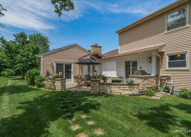 Property at 635 Sylvan Pl, Batavia, IL 60510, 4 beds, 3.5 baths