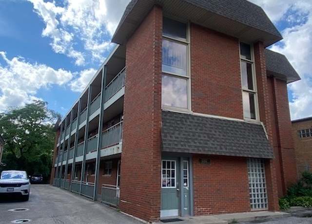 Property at 4342 N Kedvale Ave Unit 3C, Chicago, IL 60641, 2 beds, 1 bath