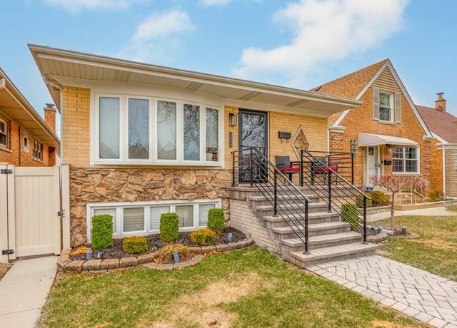 Property at 3328 N Paris Ave, Chicago, IL 60634, 3 beds, 2.5 baths