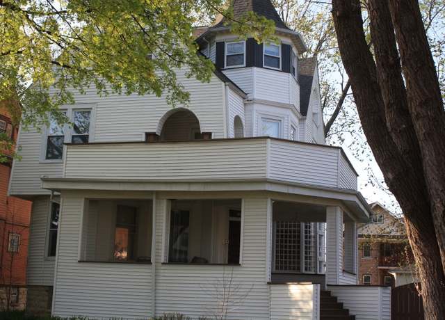 Property at 5820 W Race Ave, Chicago, IL 60644, 4 beds, 3.5 baths