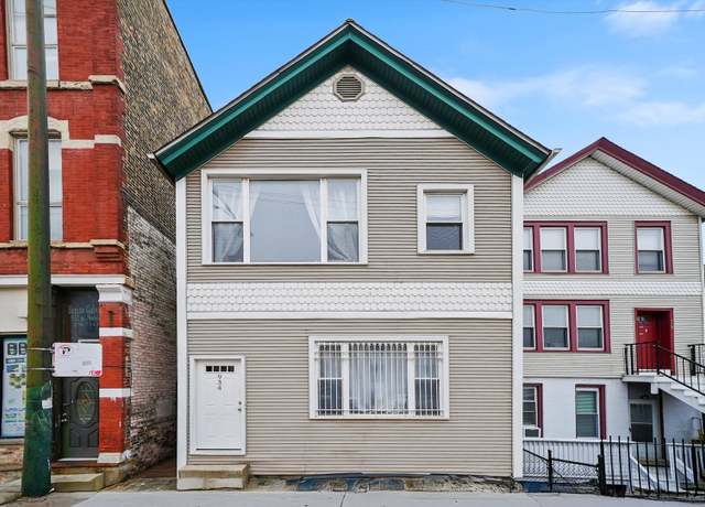 Property at 934 N Noble St, Chicago, IL 60642, 6 beds, 4 baths