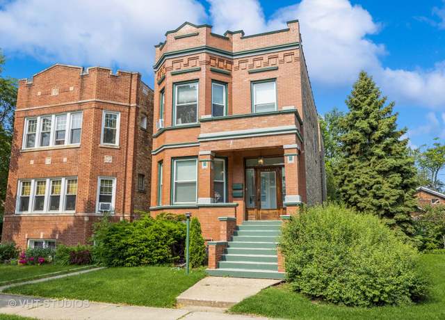 Property at 945 Elgin Ave, Forest Park, IL 60130, 5 beds, 2 baths