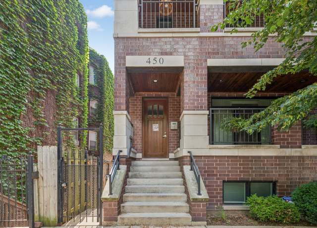 Property at 450 N Sangamon St #4, Chicago, IL 60642, 3 beds, 2.5 baths