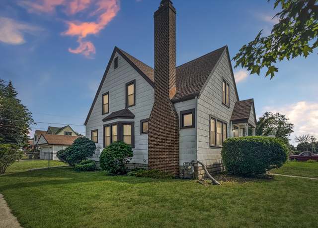 Property at 3340 Ann St, Lansing, IL 60438, 5 beds, 1 bath