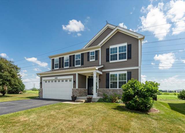 Property at 1552 Hearthstone Ln, North Aurora, IL 60542, 3 beds, 2.5 baths