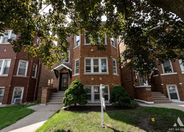 Property at 1820 Gunderson Ave, Berwyn, IL 60402, 9 beds, 3 baths