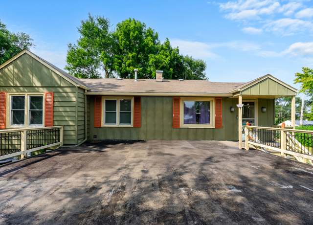 Property at 8604 Shady Ln, Wonder Lake, IL 60097, 2 beds, 1.5 baths