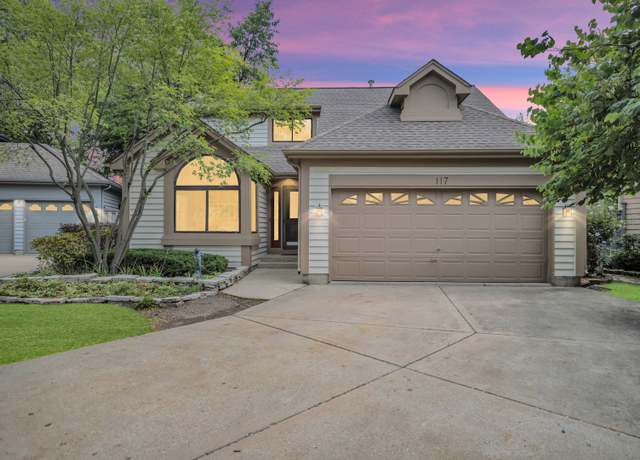 Property at 117 Oneida Ct, Bloomingdale, IL 60108, 2 beds, 2 baths