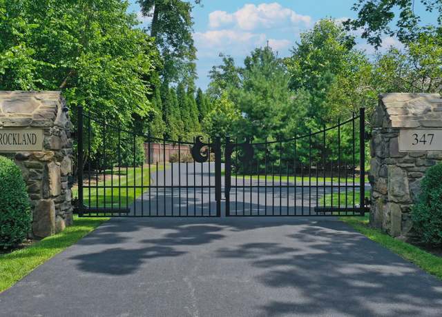 Property at 347 Bluffs Edge Dr, Lake Forest, IL 60045, 8 beds, 9.5 baths