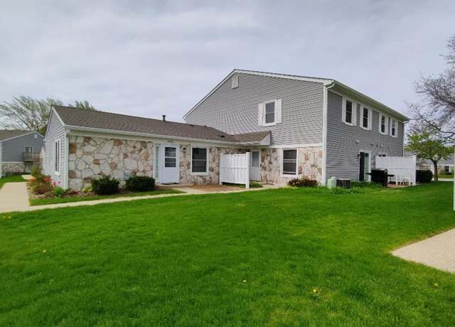 Property at 1044 Boston Hbr, Schaumburg, IL 60193, 2 beds, 1.5 baths