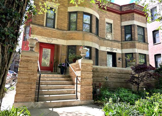 Property at 5484 S Hyde Park Blvd, Chicago, IL 60615, 3 beds, 4.5 baths