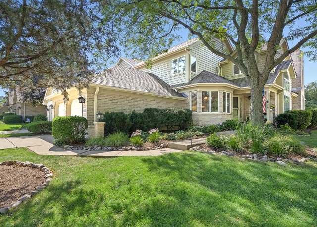Property at 2263 Durand Dr, Downers Grove, IL 60515, 3 beds, 2.5 baths