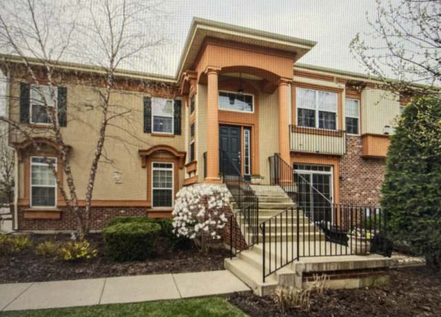 Property at 316 De Trevi, Bloomingdale, IL 60108, 3 beds, 3 baths