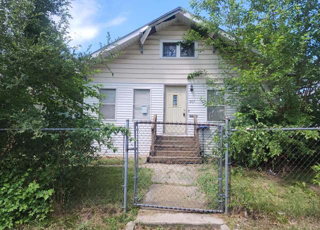 Property at 267 N Myrtle Ave, Kankakee, IL 60901, 3 beds, 1.5 baths
