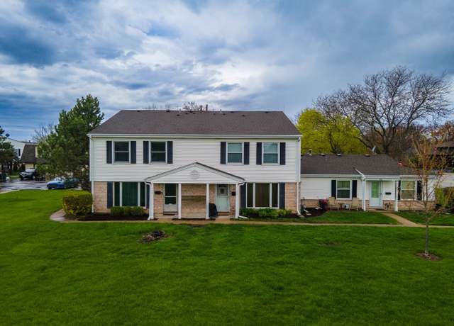 Property at 777 Pahl Rd, Elk Grove Village, IL 60007, 2 beds, 1.5 baths