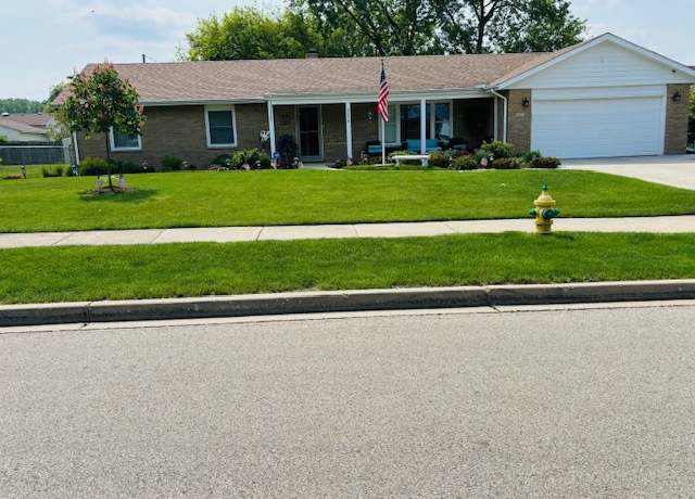 Property at 2250 Yeoman St, Waukegan, IL 60085, 5 beds, 3 baths