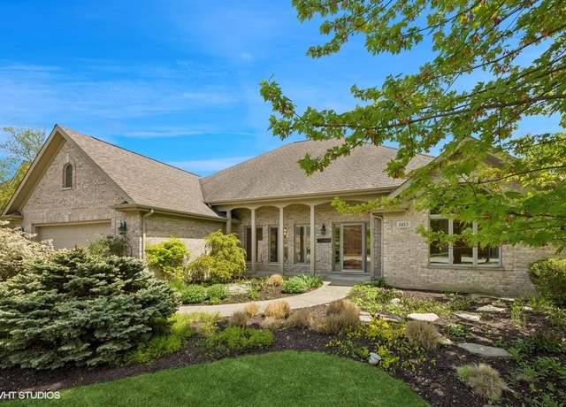 Property at 603 Iris Ct, Crystal Lake, IL 60014, 3 beds, 3 baths