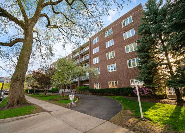 Property at 1500 Oak Ave Unit 3J, Evanston, IL 60201, 2 beds, 2 baths