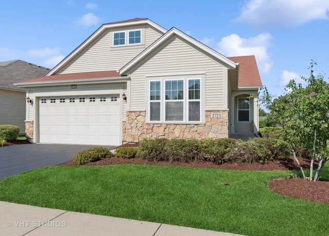 Property at 2723 Northmoor Dr, Naperville, IL 60564, 2 beds, 2 baths