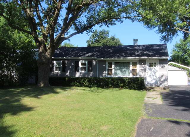 Property at 1521 Adams St, Lake In The Hills, IL 60156, 3 beds, 1 bath