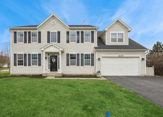 Property at 2239 Green Glade Way, Wauconda, IL 60084, 4 beds, 2.5 baths