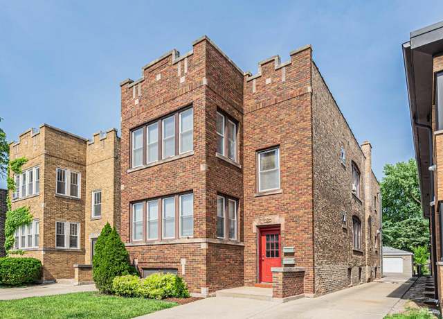 Property at 1027 N Harlem Ave, Oak Park, IL 60302, 6 beds, 3 baths