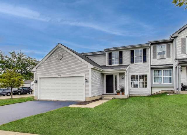 Property at 941 Martingale Ln, Round Lake Beach, IL 60073, 2 beds, 1.5 baths