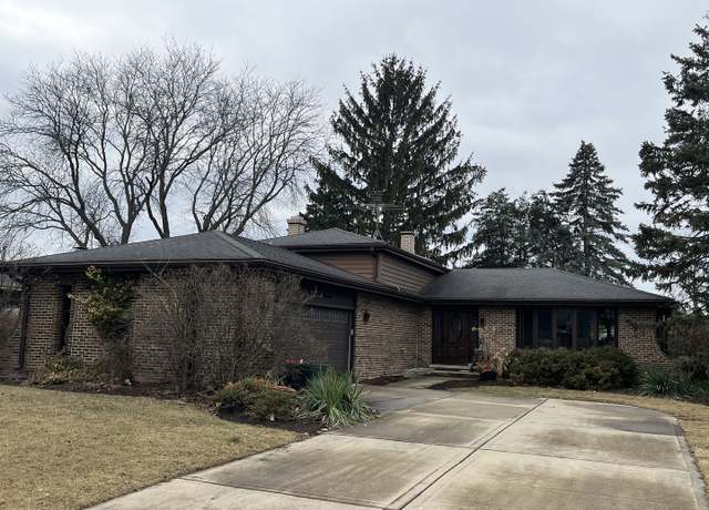 Property at 6800 Saratoga Ave, Downers Grove, IL 60516, 3 beds, 1.5 baths