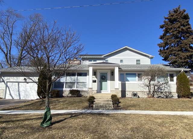 Property at 4636 Woodward Ave, Downers Grove, IL 60515, 3 beds, 2 baths