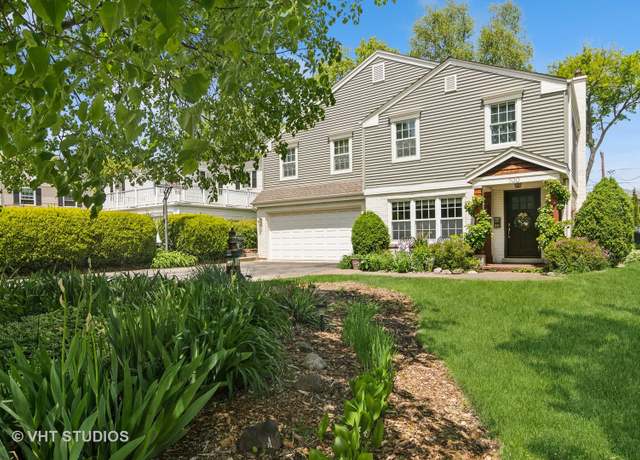 Property at 700 E Lynden Ln, Arlington Heights, IL 60005, 5 beds, 3 baths