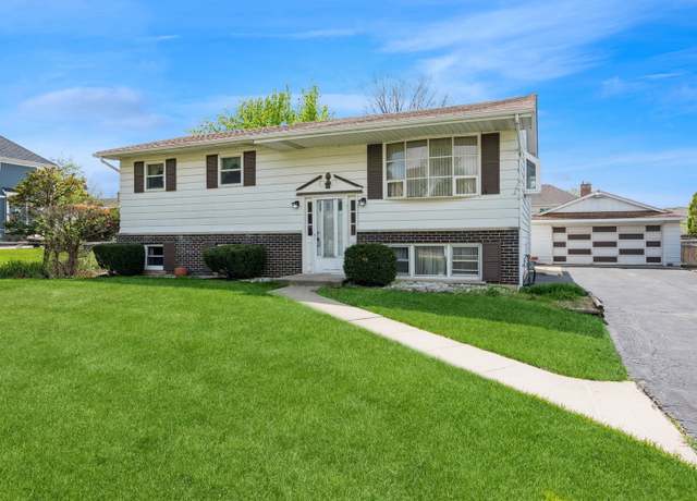 Property at 566 W Gladys Ave, Elmhurst, IL 60126, 3 beds, 2 baths