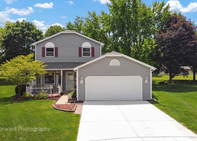 Property at 150 Meadows Ct, Sugar Grove, IL 60554, 4 beds, 3 baths