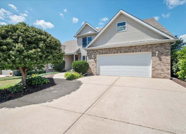 Property at 909 Casey Dr, Minooka, IL 60447, 5 beds, 3.5 baths