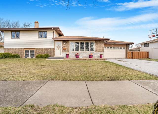Property at 3542 191st Pl, Lansing, IL 60438, 3 beds, 2 baths