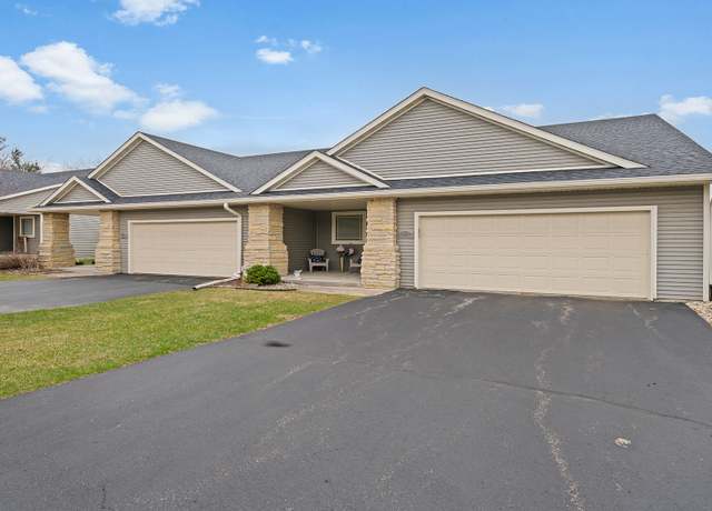 Property at 5760 Jackies Dr, Loves Park, IL 61111, 2 beds, 2 baths