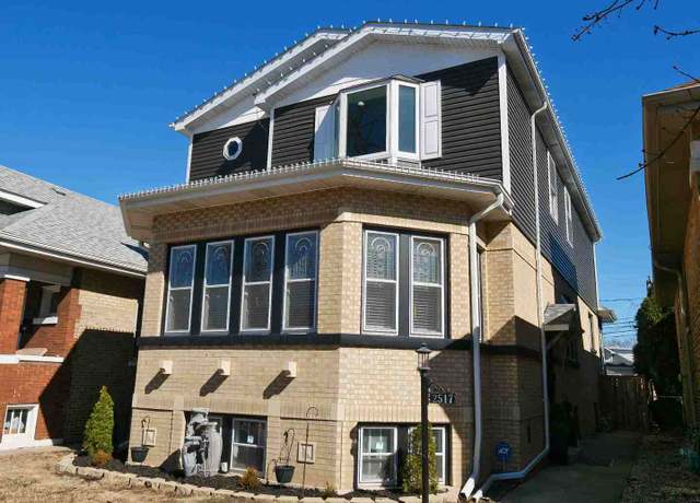 Property at 2517 Clinton Ave, Berwyn, IL 60402, 4 beds, 3 baths
