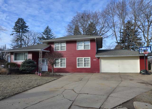 Property at 2315 Richard Ave, Rockford, IL 61108, 4 beds, 2 baths