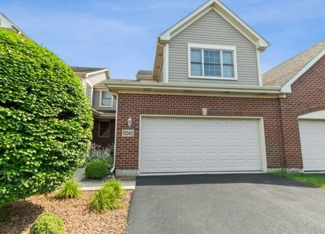 Property at 13342 Forest Ridge Dr, Palos Heights, IL 60463, 2 beds, 2 baths