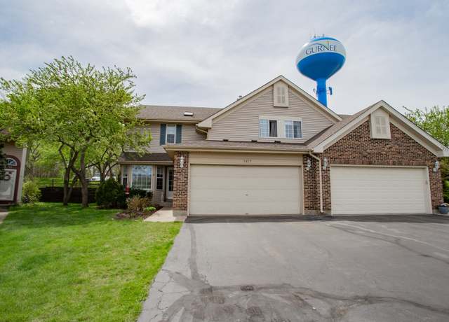 Property at 5815 Regency Ct, Gurnee, IL 60031, 3 beds, 2.5 baths