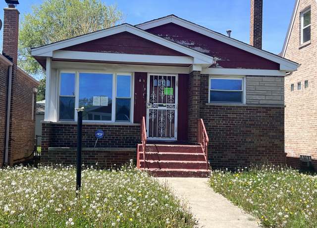 Property at 9714 S Forest Ave, Chicago, IL 60628, 3 beds, 1 bath